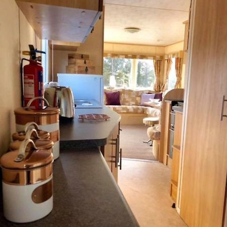 Caravan 50. Nairn Lochloy Holiday Park Экстерьер фото