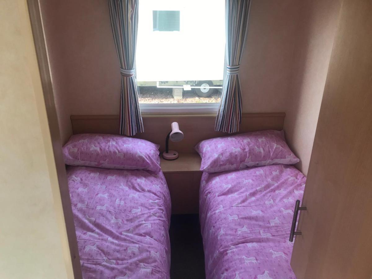 Caravan 50. Nairn Lochloy Holiday Park Экстерьер фото